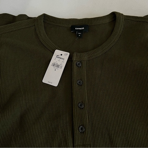 Express Waffle Knit Henley Shirt Size Medium Dark Green Olive Long Sleeve - Picture 4 of 5